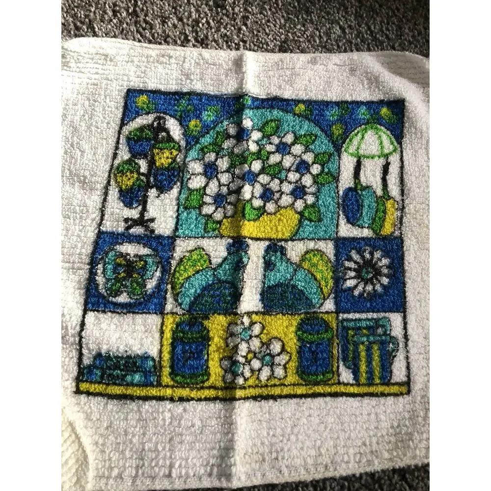 VTG MCM Cannon 1960’s Set Of 2 Washcloths- Roosters Floral RARE! Look Unused